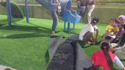 *Wahana Permainan Anak Anak di Alun-Alun, Sidoarjo Mengalami Kerusakan, Warga berharap Pemerintah Kabupaten Sidoarjo Segera Turun Tangan*