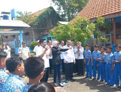 Kunjungan Wakil Bupati dan Kepala Dinas Pendidikan Tinjau Perencanaan Rehabilitasi SDN Putat Tanggulangin