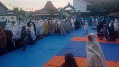 Lautan Jamaah Penuhi Masjid Al Muttaqin, Idul Adha di Sumberagung Berlangsung Khidmat dan Penuh Makna